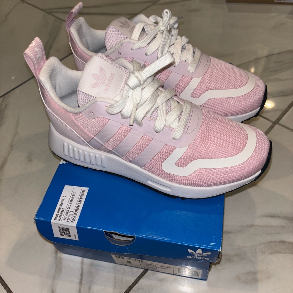 Adidas Women's Pink Sneakers